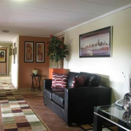 Queen'S Place Johannesburg Eksteriør billede